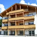 Lägenhet In Brixen Near Lift *