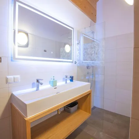 Appartement In Brixen Near Lift Brixen im Thale